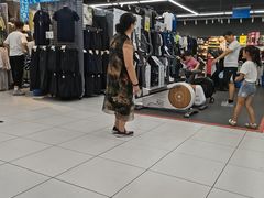 -迪卡侬(高新万达店)