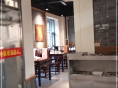 大堂-北平食府·北京烤鸭(北京西站六里桥店)