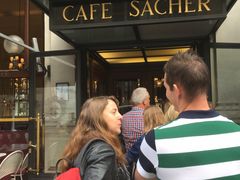 门面-Cafe Sacher(WIEN)