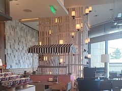 -松咖啡自助餐厅·松北香格里拉