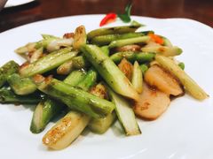 -姜君·千岛湖鱼头馆(浦东大道店)
