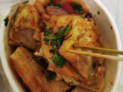 -许西美食一条街