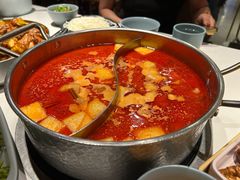 酸汤猪脚锅-小街猪手(团结湖店)