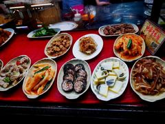 -六合夜市