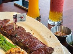 -MONICH牛排融合餐厅(和义大道购物中心店)