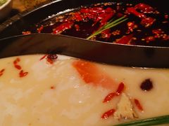 -纸盐河码头火锅(十八梯店)