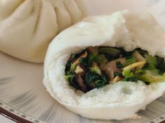-白玉兰食品甜凤店(合生汇店)