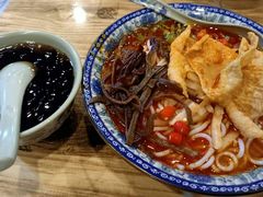 -柳石居柳州螺蛳粉(万达店)