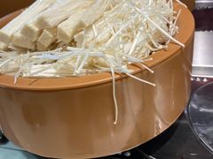-龍歌自助小火锅(市南金茂湾店)