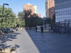 -梨园(地铁站)