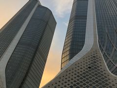 -南京眼步行桥