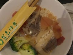 -金色印象·4k影院式足体养生(龙腾路店)