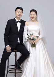 -纪梵希婚纱摄影(青岛店)