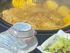 -人民公社铁锅炖·东北菜(卫国道店)