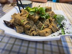 -东家小院金汤酸菜鱼(南阳路店)