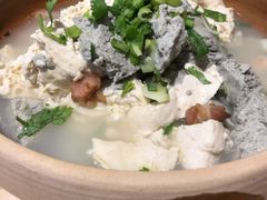 煨老豆腐-胡子大厨·超级小炒肉(晶耀前滩店)