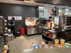 -麦当劳(石坝服务区店)