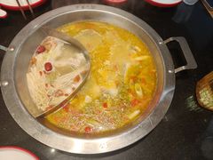 -谭公鱼头·鲜鱼火锅·小龙虾·江湖菜(秀沿路店)