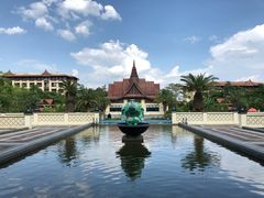 -西双版纳融创皇冠假日度假酒店