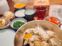 -明洞阿姨·韩式酱蟹烤肉·创意料理(三元桥店)