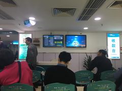 -同仁验光配镜(中心店)