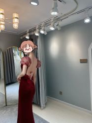 -衣贝姿婚纱礼服馆