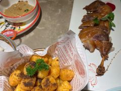 很脆的松露豆腐-新白鹿餐厅(金鹰新街口店)