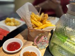 -辣尚瘾·烤鱼·新川菜(牡丹园直营店)