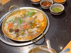 -顶顶汤火牛排火锅·经典铜锅涮肉