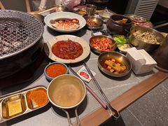 -草家酱蟹炭火烤肉店(珲春南路一店)