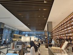 -茑屋书店(天目里店)
