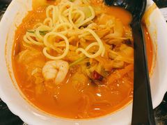 辣海鲜面-桃园中华料理炸酱面(燕儿岛路店)