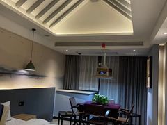 -优嘉酒店(长沙万家丽广场人民东路地铁站店)