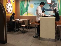 大堂-麦当劳(沙河店)