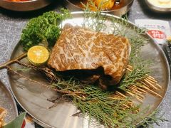 -草家酱蟹炭火烤肉店(珲春南路二店)