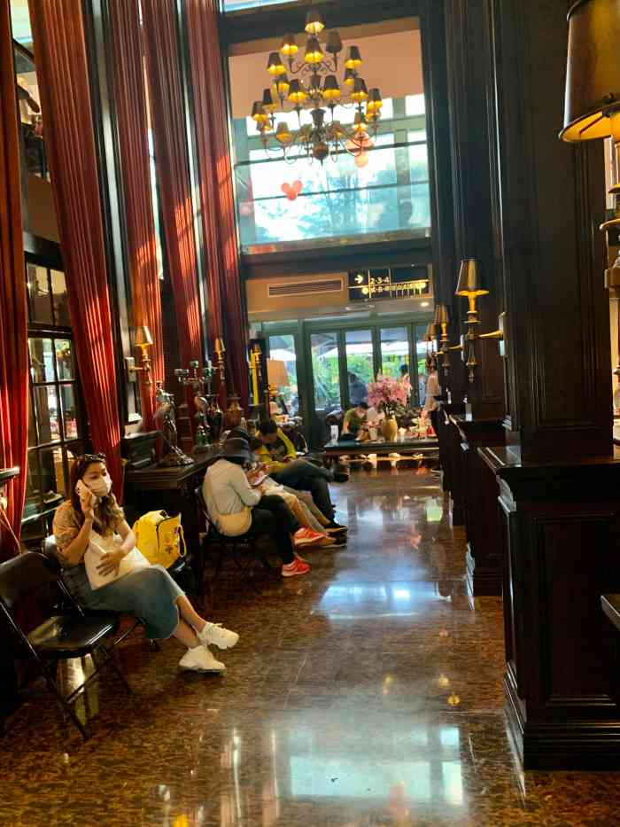 茴香熙楼(翠湖店)-"逛完翠湖公园搜到的一家店.也是冲着高分去.