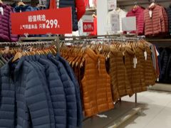 -优衣库(红谷滩万达店)