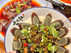 -亮欢寨酸汤鱼(沙冲路店)