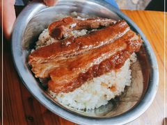 -梁阿婆廿年老牌扣肉糯米饭