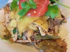 -大头虾越式风味餐厅(光明广场店)