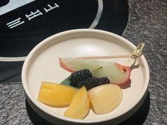-三出山火锅(南京万象天地店)