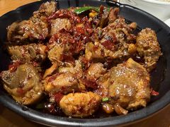 -干老庆贵州留一手烤鱼·地摊火锅(财经大学店)