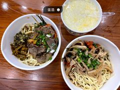 牛肉热干面-蔡林记(户部巷店)