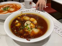 -渝是乎酸菜鱼·川渝小炒(新世界百货望京店)