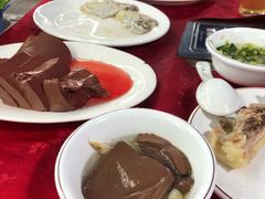 -花苑美食横琴生蚝火锅(拱北粤华路店)