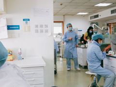 -浙江大学医学院附属口腔医院湖滨（延安）院区
