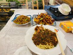 -霄汉牛三鲜湖北砂锅菜(万松园2店)