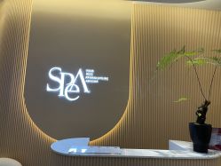 -PE SALON