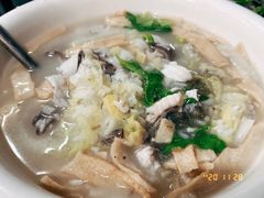 鱼头粥-官塘锋记鱼生·生腌·砂锅粥(牌坊街店)