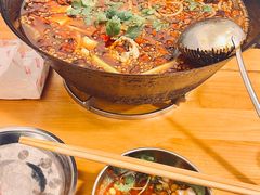 -鸿顺老铁锅美蛙鱼府(解放碑店)